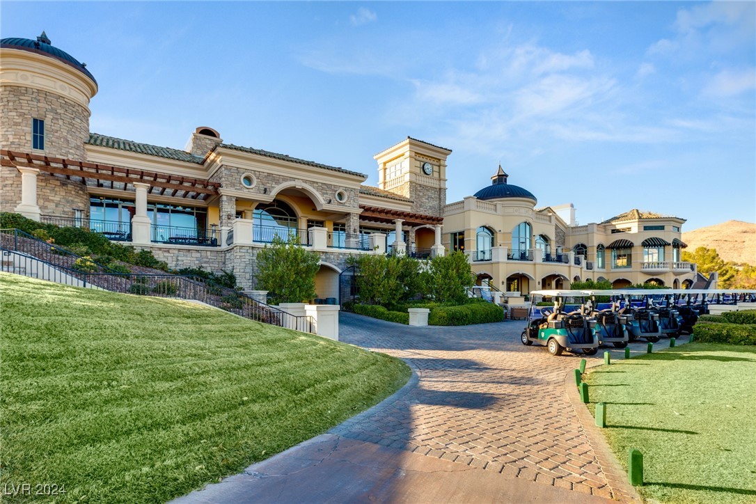 22 Vintage Ridge Drive