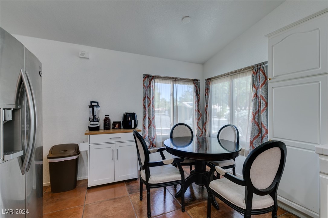 6203 Shadow Oak Drive