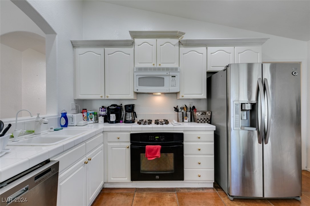 6203 Shadow Oak Drive