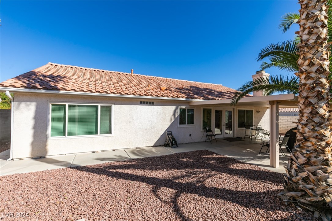 6203 Shadow Oak Drive