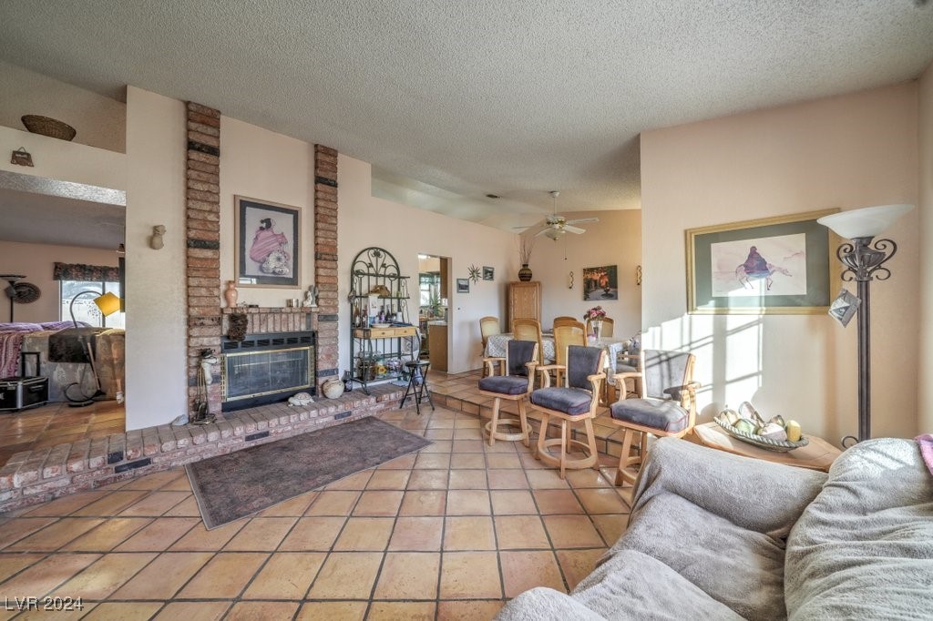 2854 Mahogany Grove Avenue