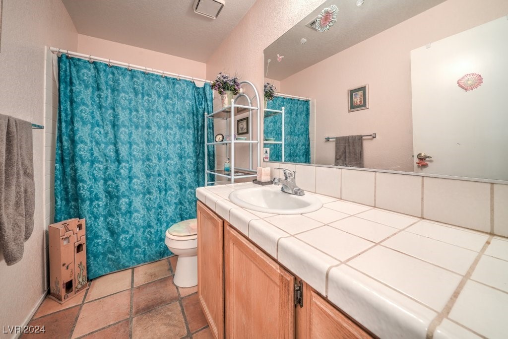 2854 Mahogany Grove Avenue