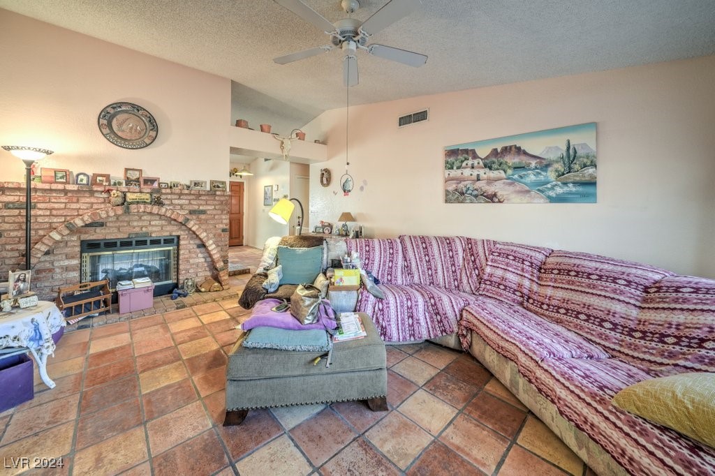 2854 Mahogany Grove Avenue