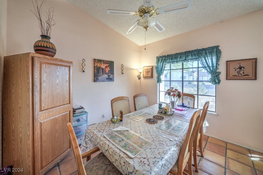 2854 Mahogany Grove Avenue