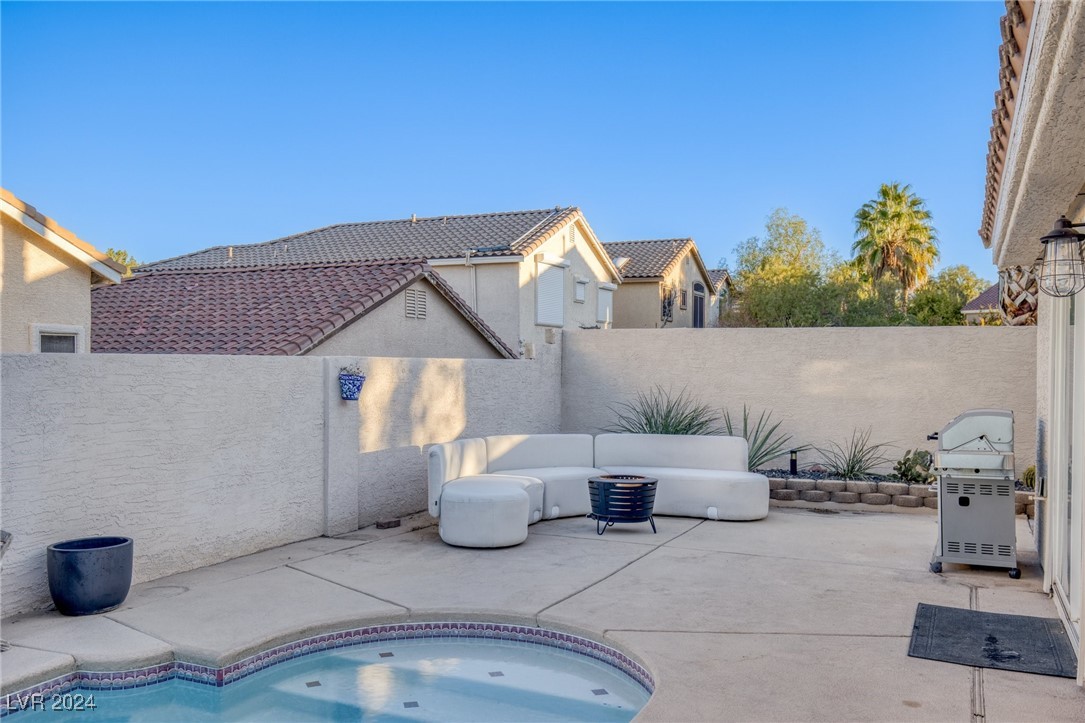 1876 Mesquite Canyon Drive