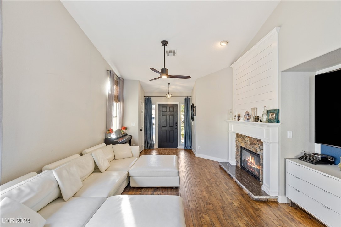 1876 Mesquite Canyon Drive