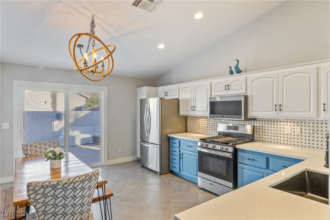1876 Mesquite Canyon Drive