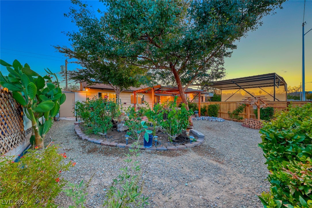 5813 Glen Eagles Lane