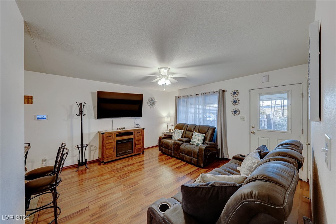 5813 Glen Eagles Lane