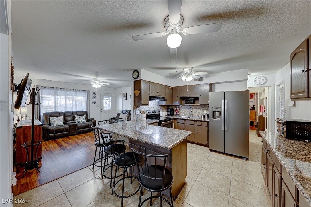 5813 Glen Eagles Lane