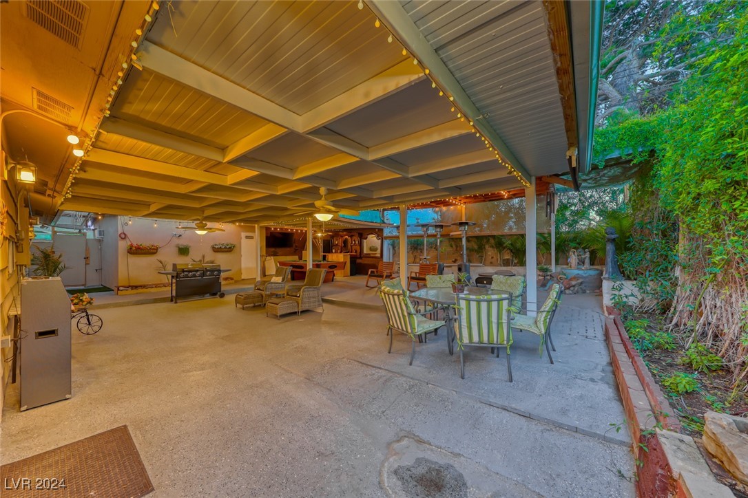 5813 Glen Eagles Lane