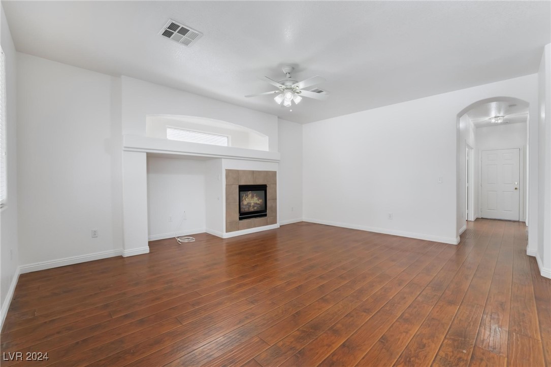 5244 Coral Hills Street