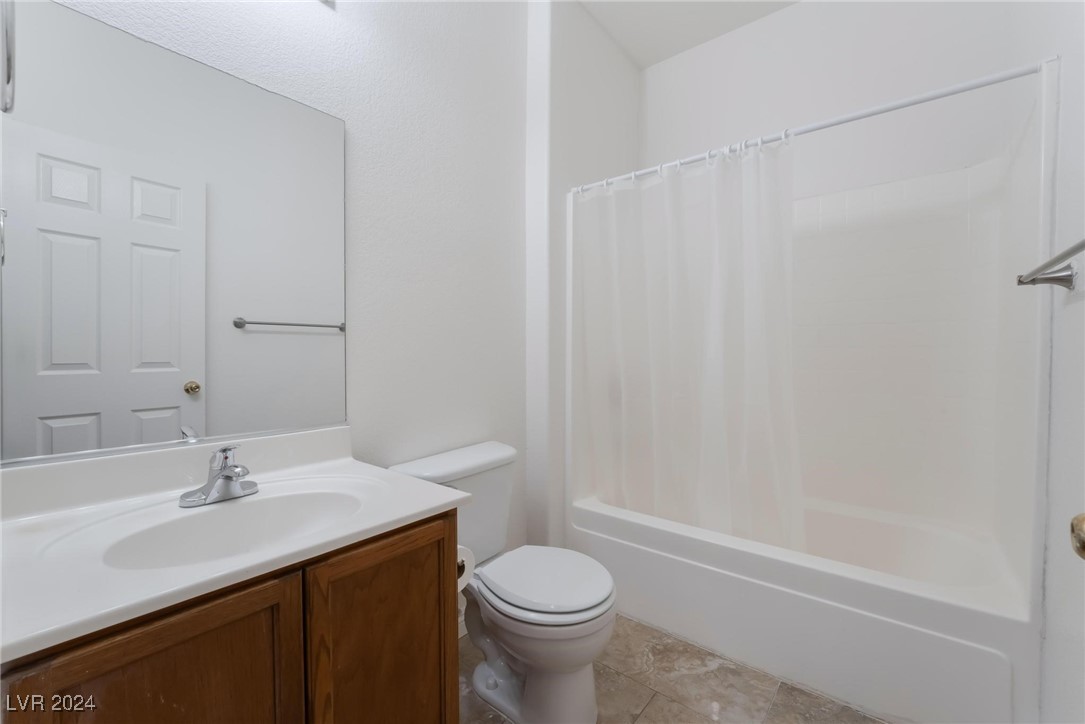 5244 Coral Hills Street