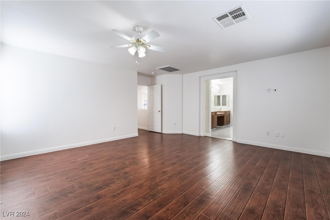 5244 Coral Hills Street