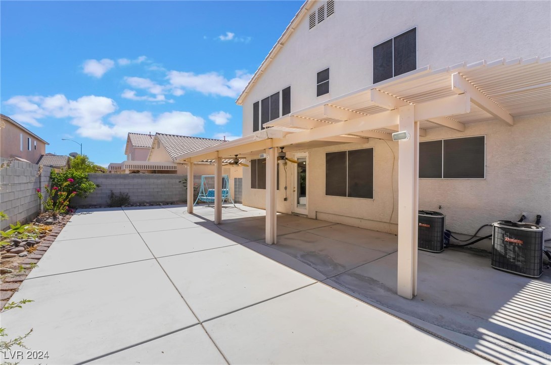 5244 Coral Hills Street