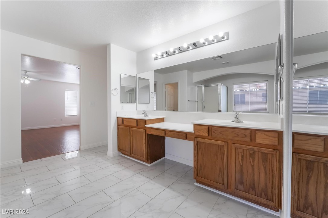 5244 Coral Hills Street