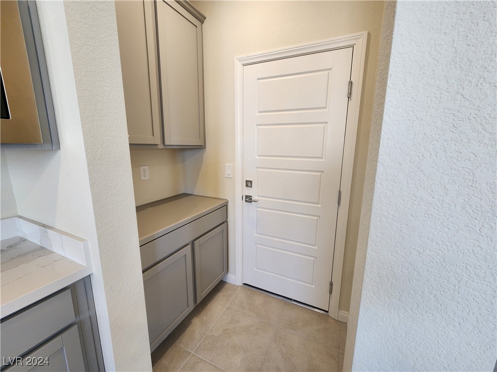 9398 Ara Place