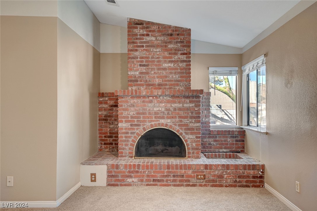 2211 Lucerne Circle