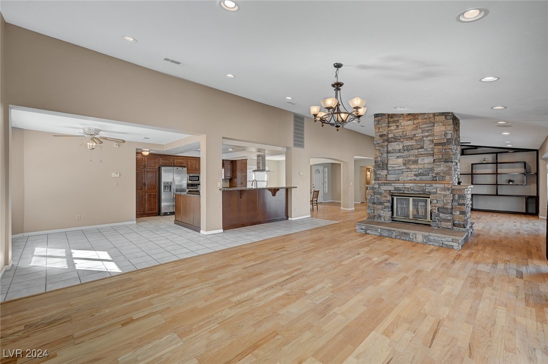 2211 Lucerne Circle