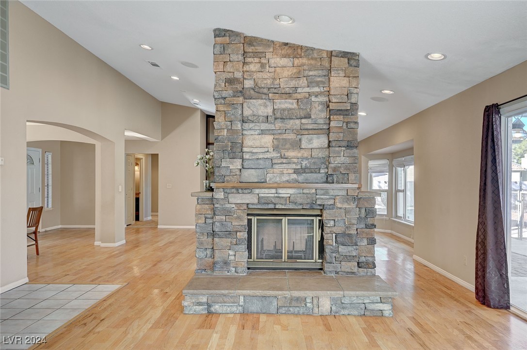 2211 Lucerne Circle