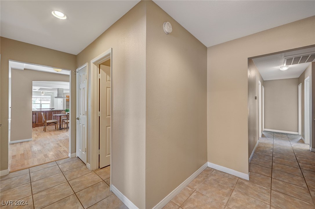 2211 Lucerne Circle