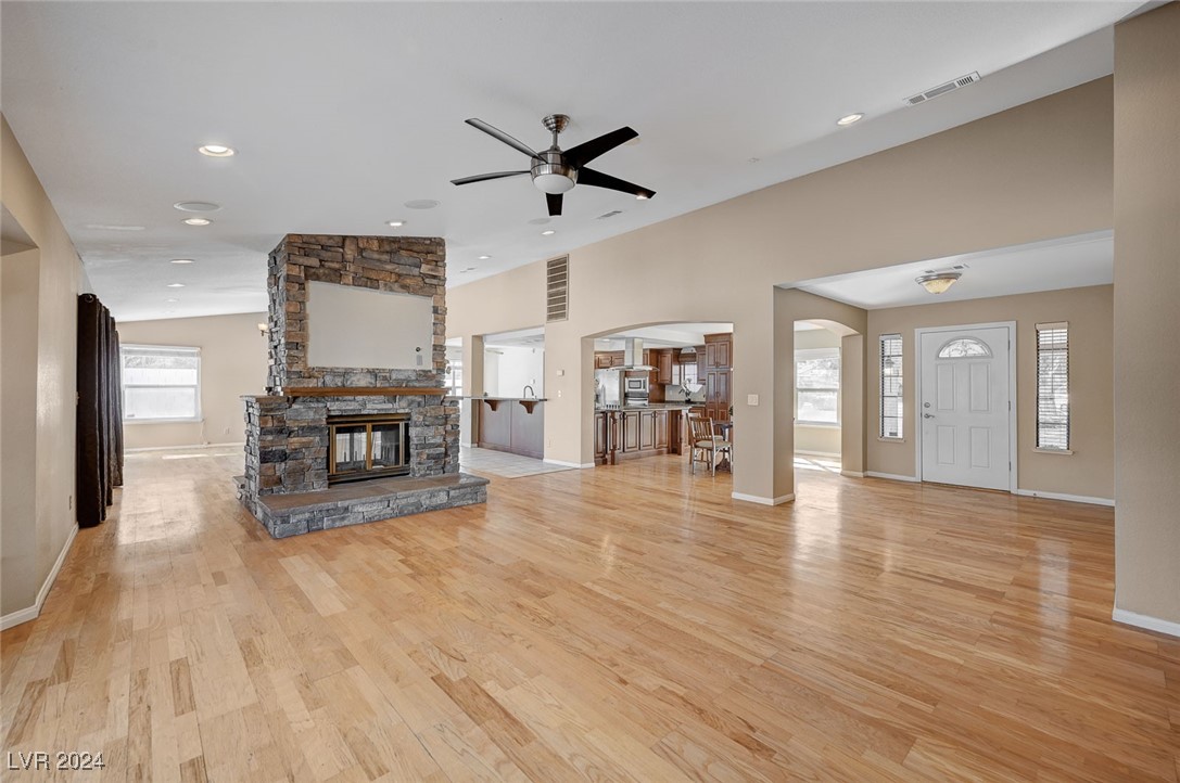 2211 Lucerne Circle