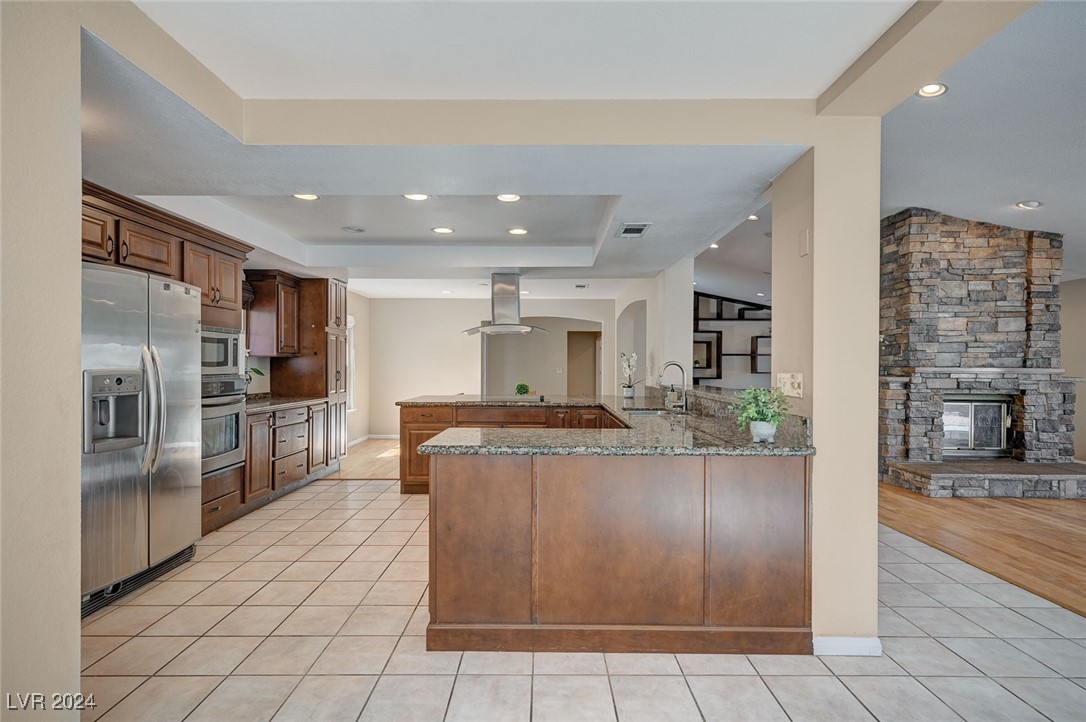 2211 Lucerne Circle
