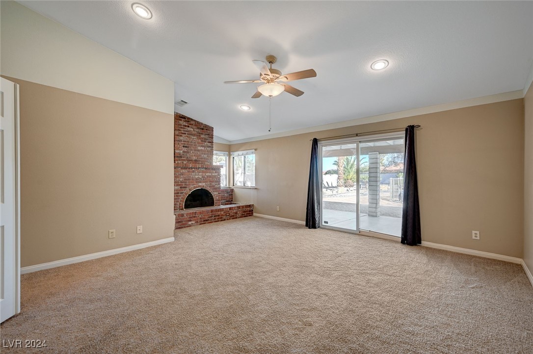 2211 Lucerne Circle