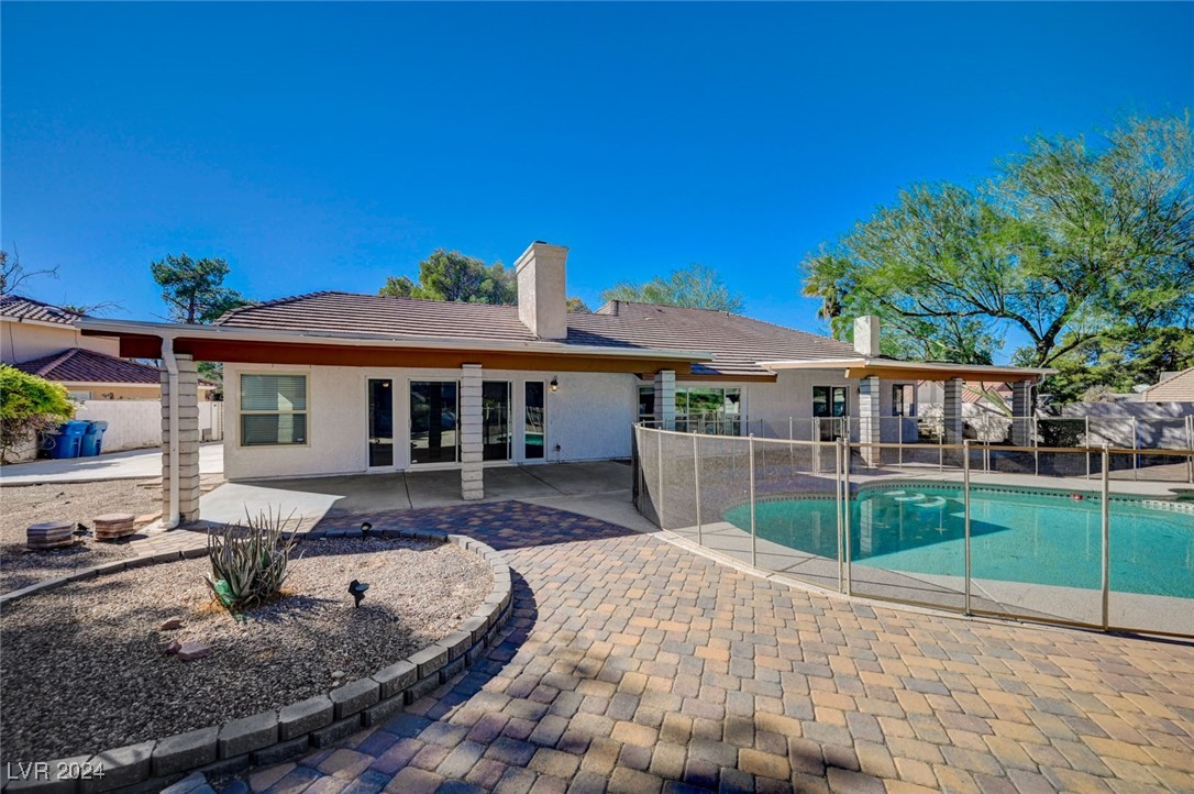 2211 Lucerne Circle