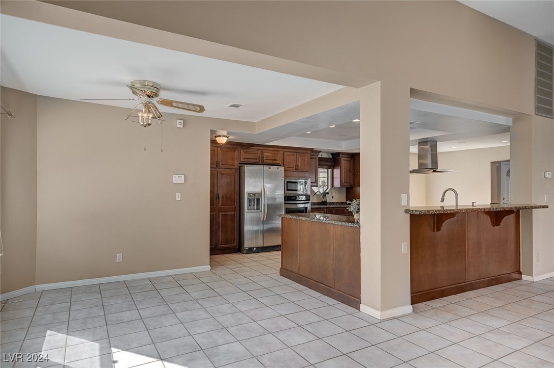 2211 Lucerne Circle