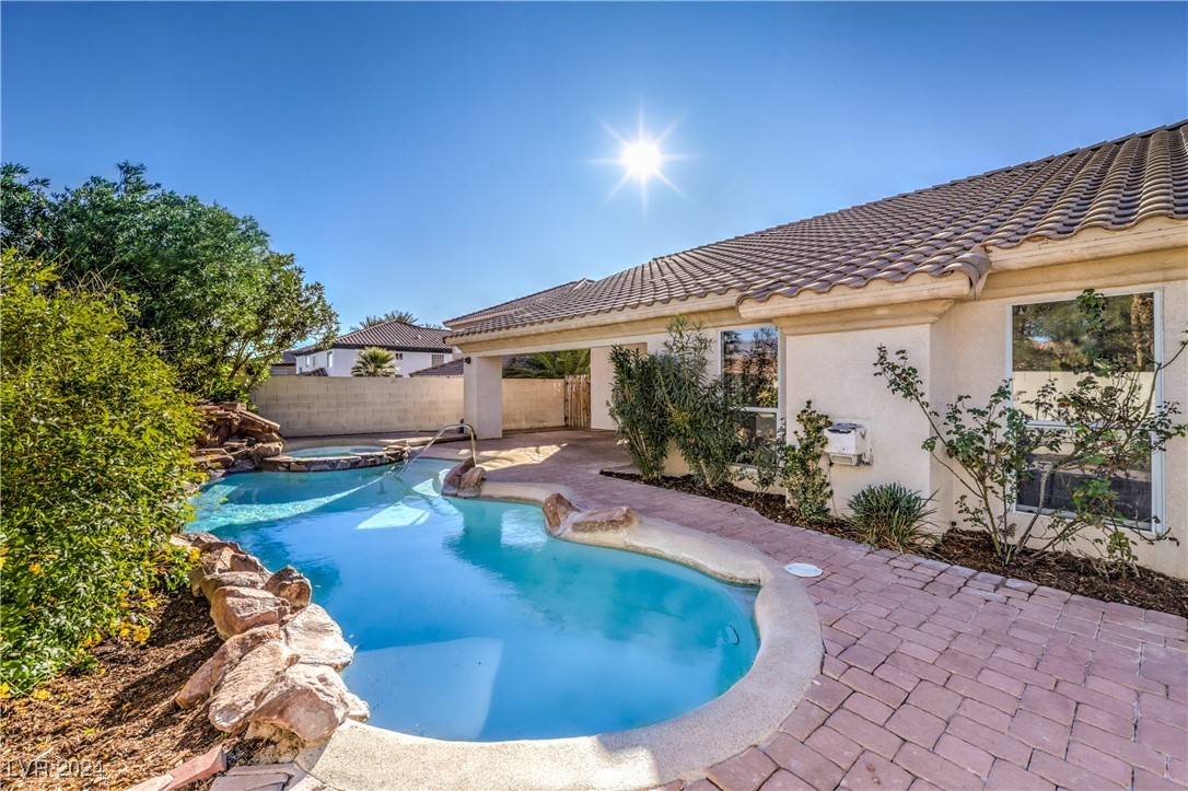 8212 Green Clover Avenue