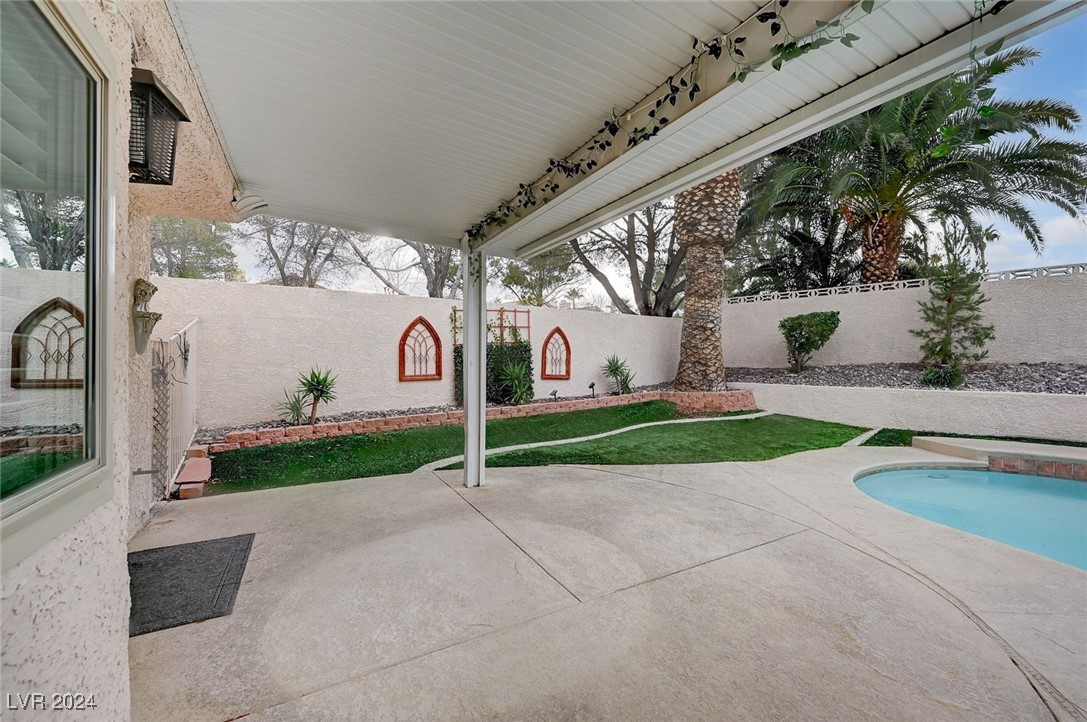 8352 Tide Pool Drive