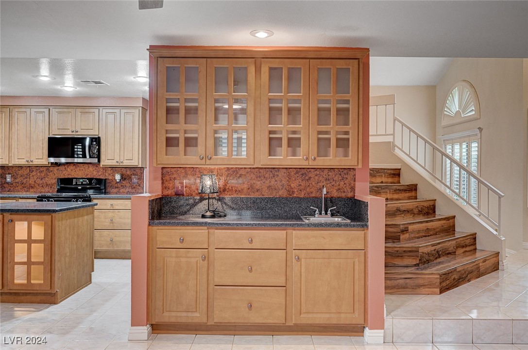 8352 Tide Pool Drive