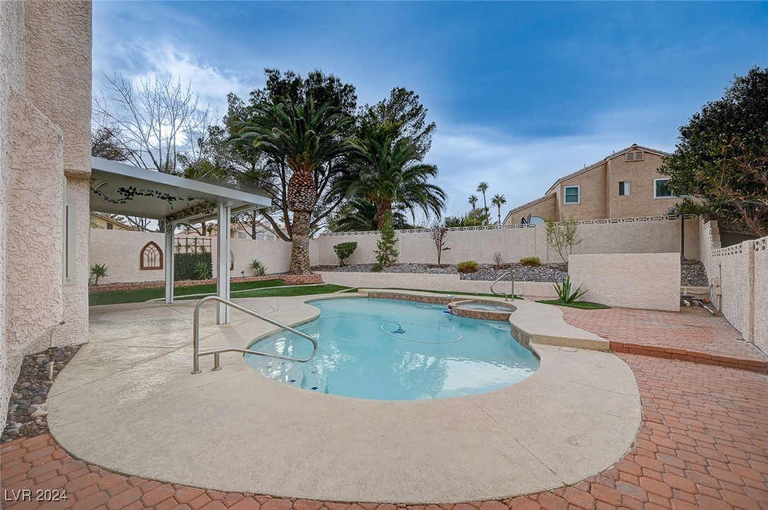 8352 Tide Pool Drive