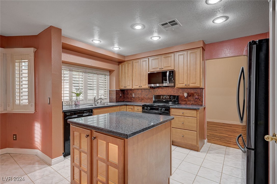 8352 Tide Pool Drive