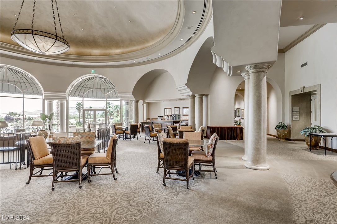 4194 Agosta Luna Place