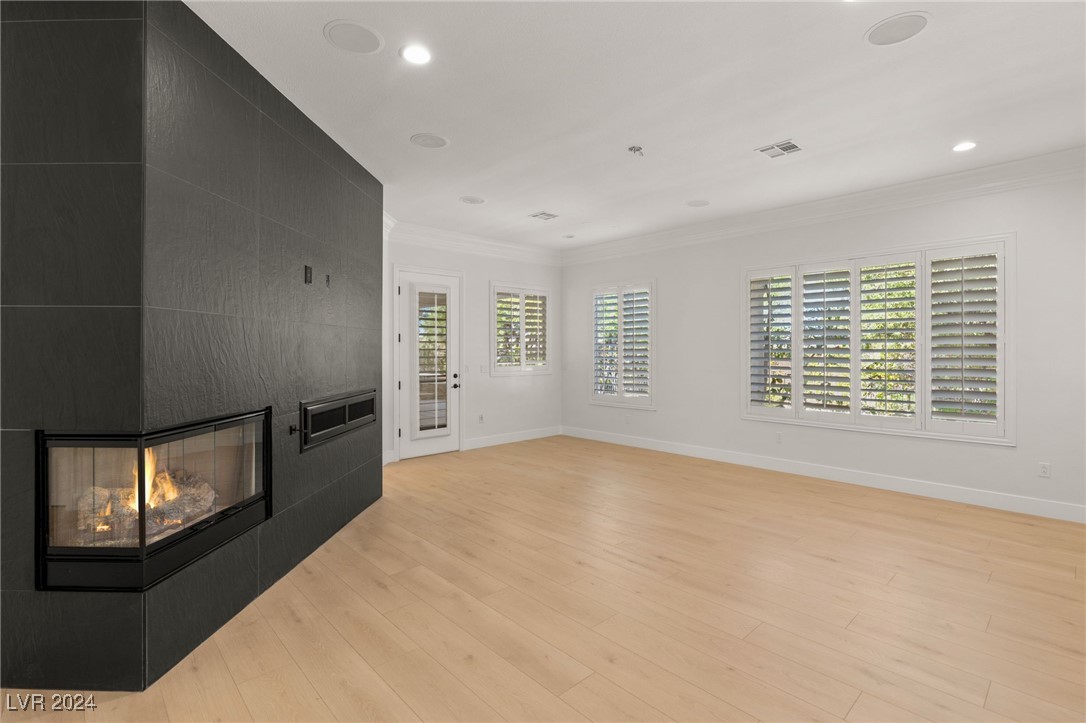 4194 Agosta Luna Place