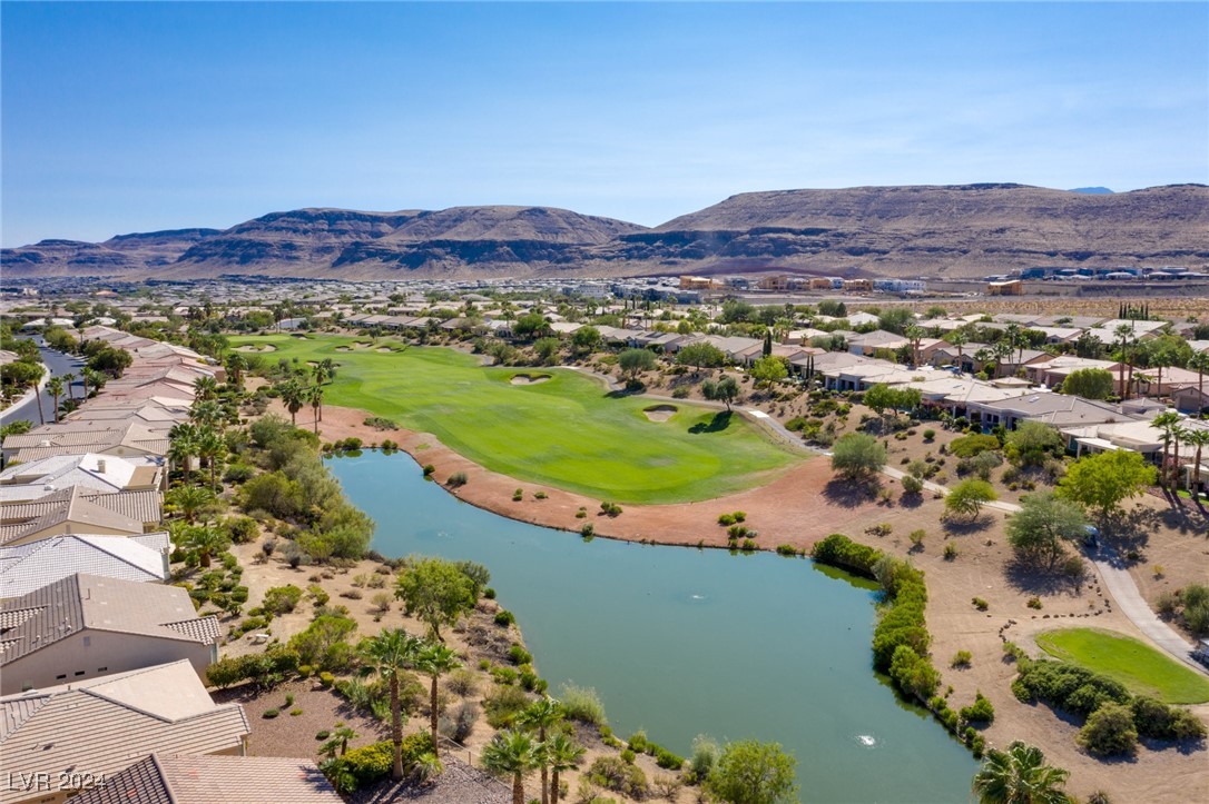 4194 Agosta Luna Place