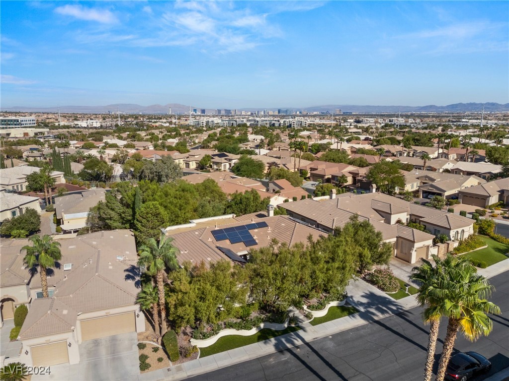 4194 Agosta Luna Place