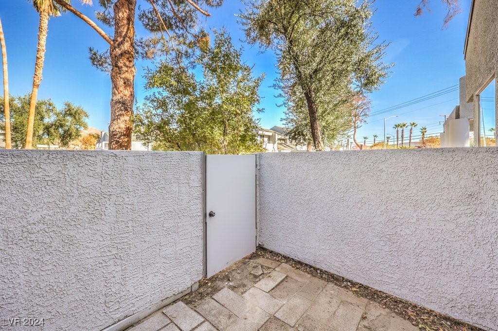 5502 Orchard Lane 0