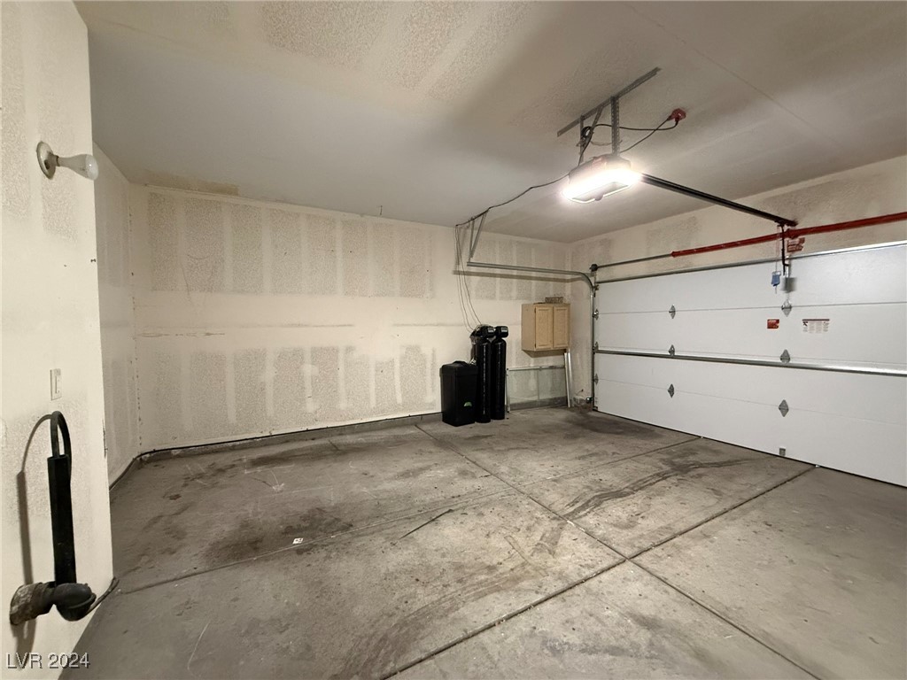 122 Humphreys Peak Court