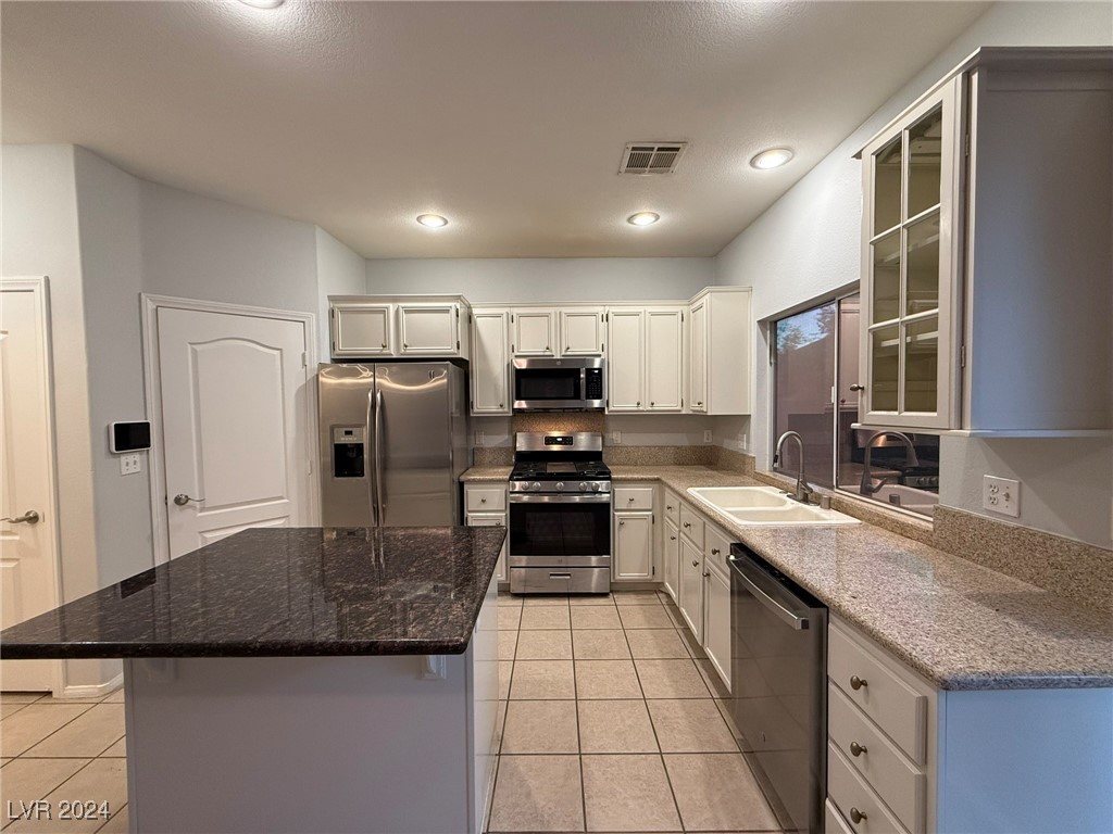 122 Humphreys Peak Court