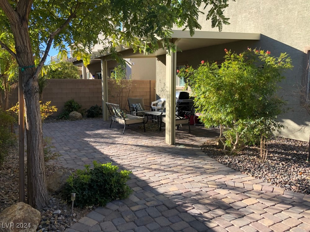 8046 Mosaic Sunrise Lane