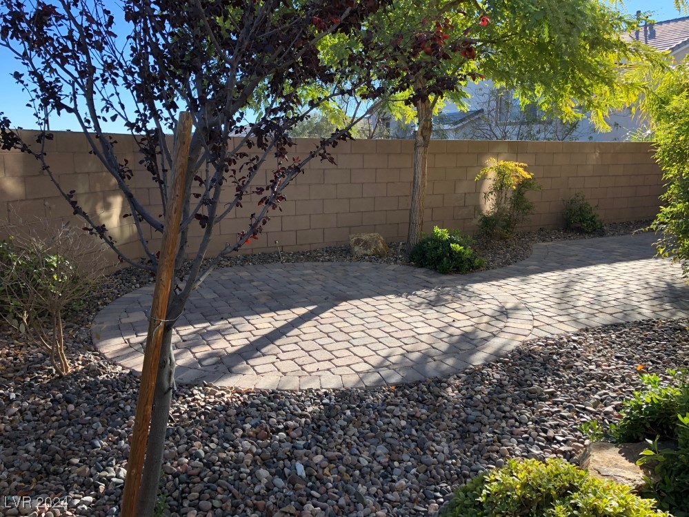 8046 Mosaic Sunrise Lane