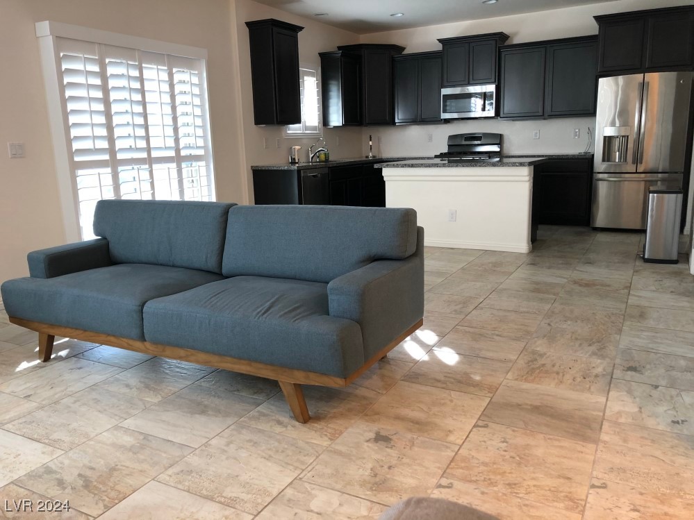 8046 Mosaic Sunrise Lane