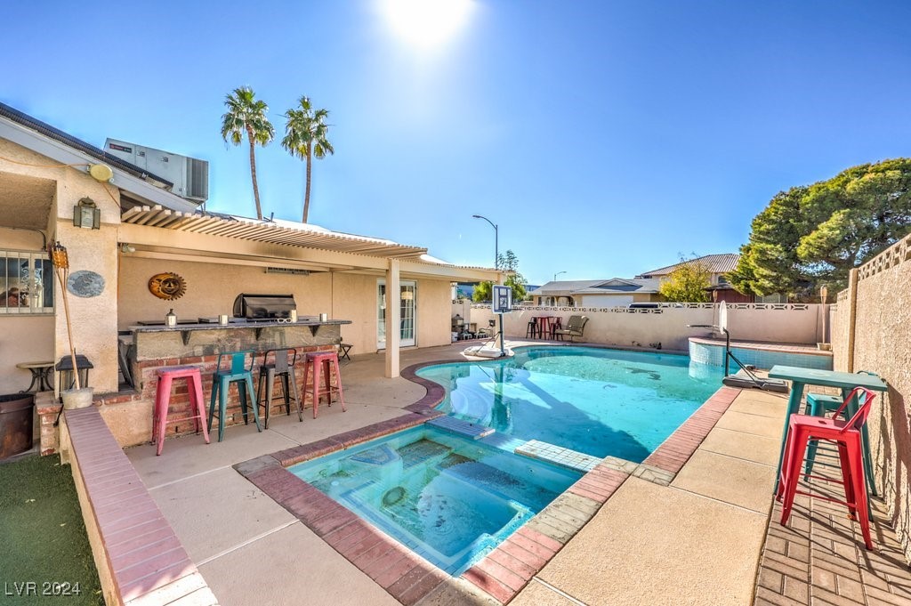 4608 Diamond Head Drive