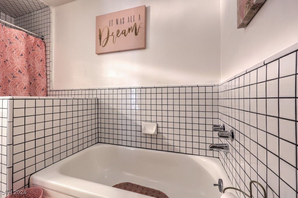 4608 Diamond Head Drive