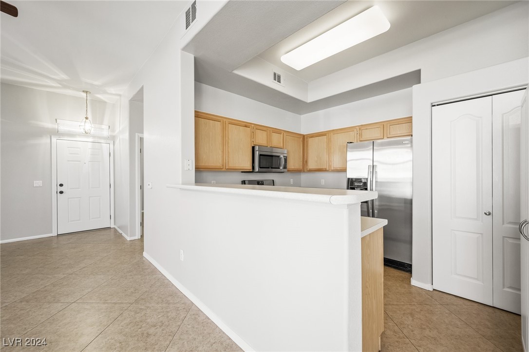 700 Carnegie Street 1512