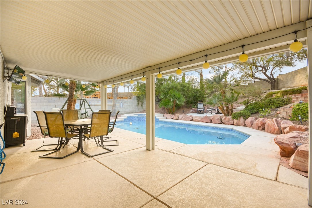 7520 Elk Meadows Court