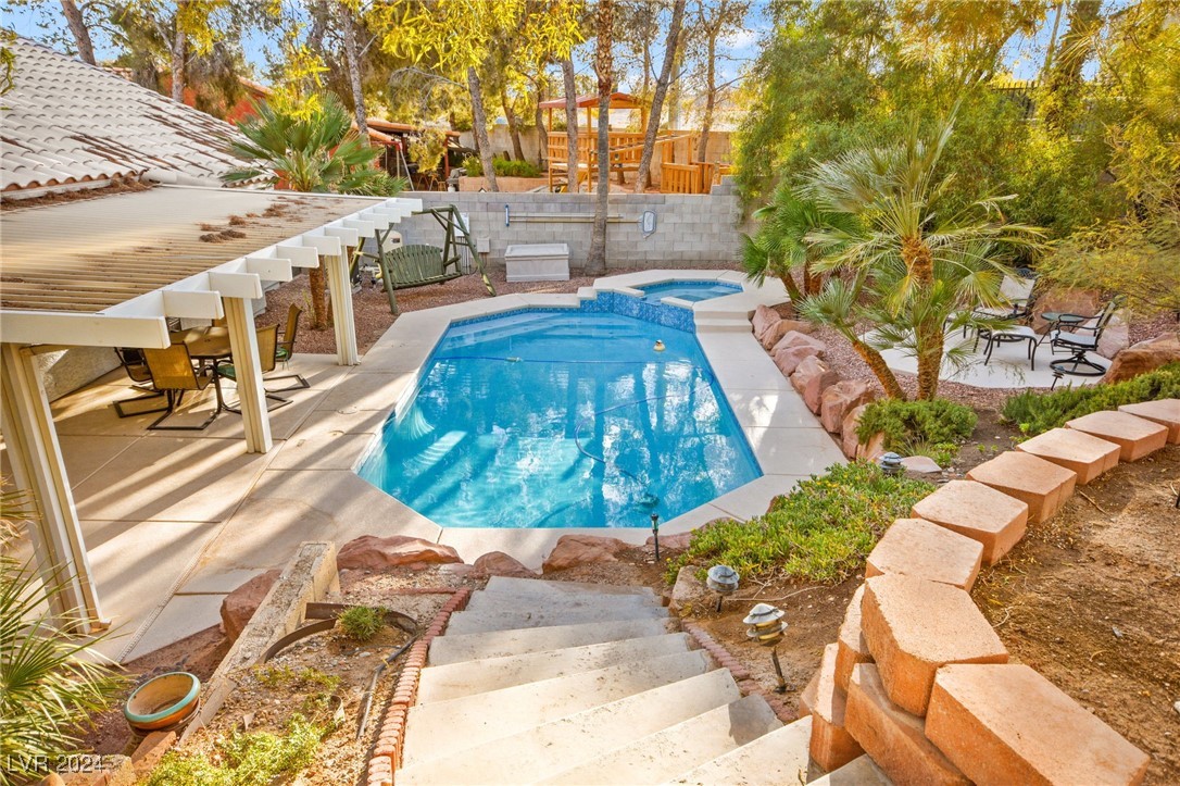 7520 Elk Meadows Court